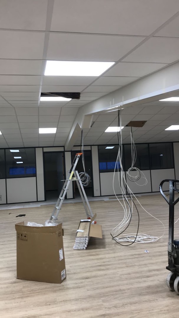 PCI — Photos 1